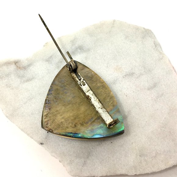 Vintage Triangular Abalone Shell Resin Coated Pin Brooch - Picture 12 of 13